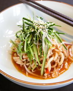 Лапша из кальмаров в кисло-сладком соусе