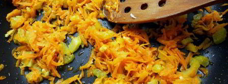 лазанья из ржаных блинчиков с курицей, томатами и базиликом. Шаг 6