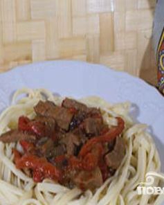 Макароны с говядиной и перцем