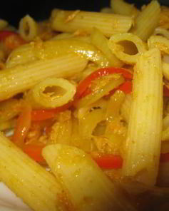 Макароны с тунцом и карри