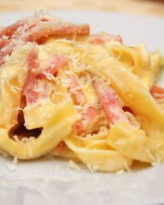 Паста с ветчиной и сливками