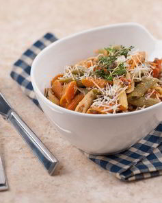 Пенне болоньезе паста