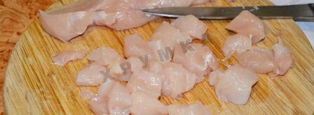 спагетти с курицей в сливочном соусе. Шаг 3