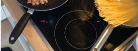 спагетти с жареным беконом и сырно-яичным соусом. Шаг 6