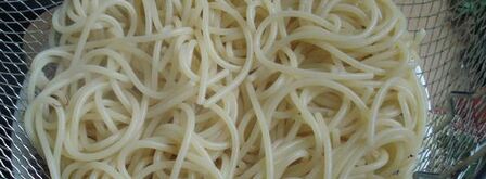 спагетти в сырно-сливочном соусе с грецким орехом. Шаг 4