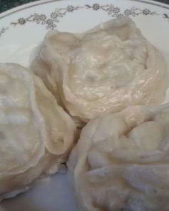 Манты из слоеного теста