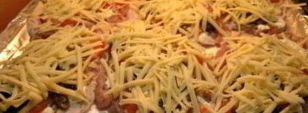 мясо по-французски в фольге с грибами. Шаг 6