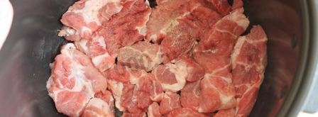 мясо по-французски в мультиварке с картофелем. Шаг 6