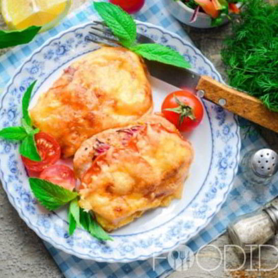 Рецепт куриной грудки с помидорами и сыром в духовке