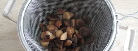 куриное филе с грибами в кефире. Шаг 10