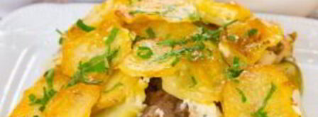 мясо с картофелем под майонезом. Шаг 10