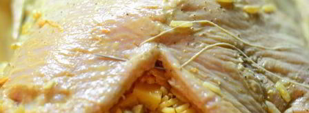 пекинская уточка карри, фаршированная рисом, сыром и грибами. Шаг 16