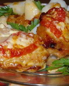 Сочная свинина с помидорами и сыром в духовке