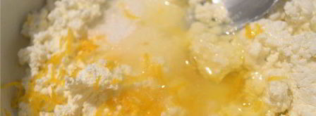 ньокки из творога с черничным соусом и сливками. Шаг 3