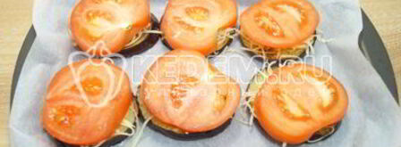 баклажаны с помидорами и сыром меладжо. Шаг 8