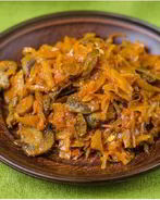 Капуста тушеная с грибами