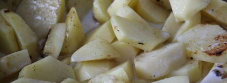 картофель тушеный в молоке с сыром и зеленью. Шаг 4