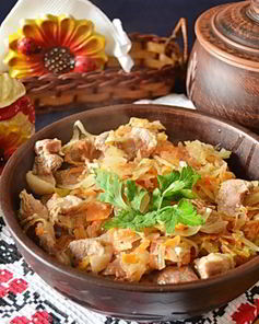 Тушеная квашеная капуста со свининой