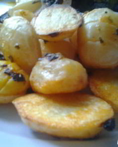 Запеченный картофель с базиликом и мятой