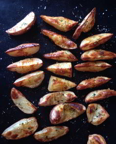 Запеченный картофель в крупной соли