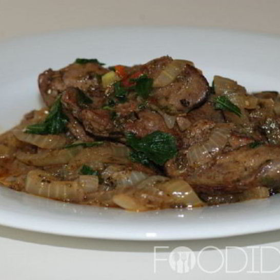 Рецепт говяжьей печени жареной с луком