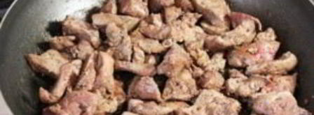 печень индейки со сметаной. Шаг 4