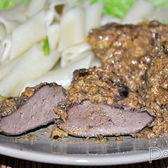 Рецепт печени индейки в орехово-чесночном соусе