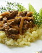 Печень по-строгановски