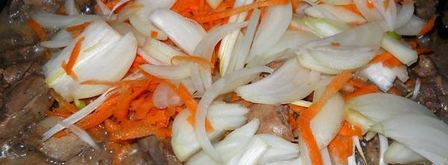 печень тушеная в томатном соку. Шаг 7