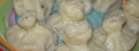 мини-хинкали с говядиной, пекинской капустой и соевым соусом. Шаг 9