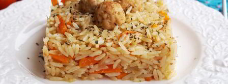 плов с фрикадельками в духовке. Шаг 15