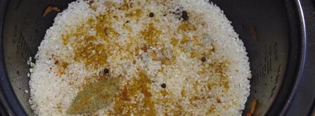 плов с грибами и курицей в мультиварке. Шаг 12