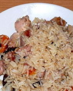 Плов с курицей и сухофруктами