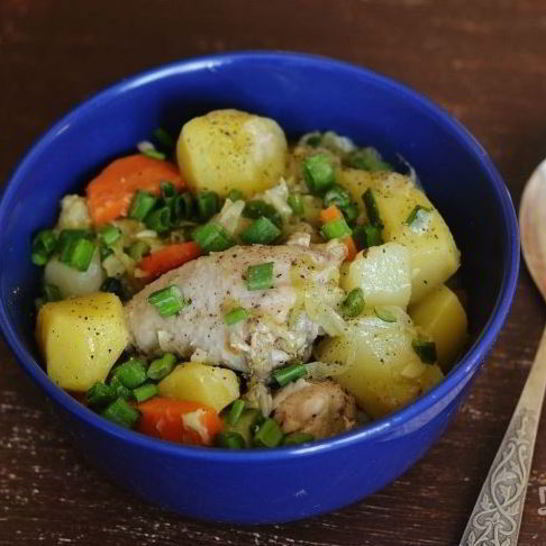 Рецепт овощного рагу с курицей и кабачками