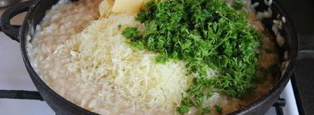 ризотто с белыми грибами и петрушкой. Шаг 10