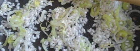 ризотто с луком-пореем и лимонной крошкой. Шаг 5