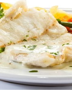 Треска тушеная в соусе