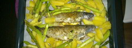 запеченная форель со спаржей и картофелем. Шаг 4