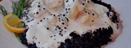 рыбные клецки с ченым рисом и икорным соусом. Шаг 8