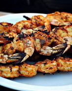 Шашлык из креветок в пряном соусе