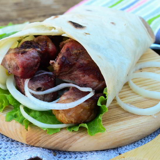 Рецепт свиного шашлыка в лаваше