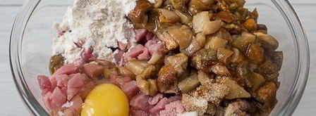 рубленые шницели из свинины с грибами. Шаг 3