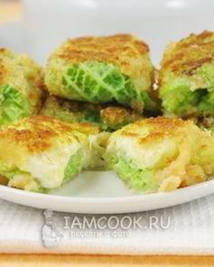 Шницель из савойской капусты с сырной начинкой