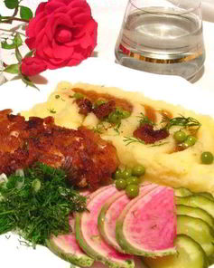 Шницель по-министерски с маслом