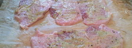 свиные шницели, запеченные в остром цыганском соусе. Шаг 4