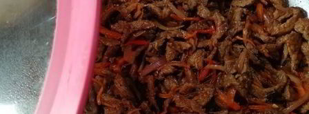 соба — гречневая лапша с говядиной и овощами. Шаг 15