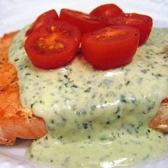 Рецепт нежного стейка форели в сливочном соусе