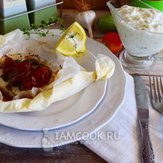 Рецепт рыбного стейка на подушке из овощей в пергаменте