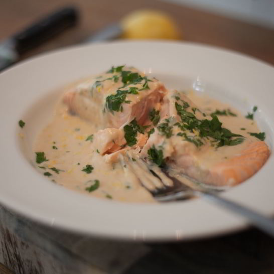 Рецепт стейка из семги в сливочном соусе