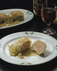 Мясные тефтели с рисом под молочным соусом